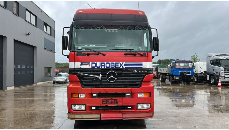 Mercedes-Benz Actros 1840 (EPS / GRAND PONT / V6 / BIG AXLE / 3 PEDALES) - 牵引车:图2 Mercedes-Benz Actros 1840 (EPS / GRAND PONT / V6 / BIG AXLE / 3 PEDALES) - 牵引车:图2