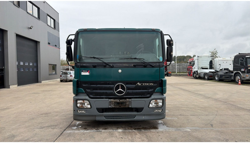 Mercedes-Benz Actros 1841 (EPS / 3 PEDALS / RETARDER / V6) - 驾驶室底盘卡车:图2 Mercedes-Benz Actros 1841 (EPS / 3 PEDALS / RETARDER / V6) - 驾驶室底盘卡车:图2