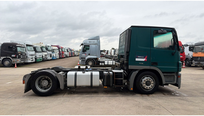 Mercedes-Benz Actros 1841 (EPS / 3 PEDALS / RETARDER / V6) - 驾驶室底盘卡车:图3 Mercedes-Benz Actros 1841 (EPS / 3 PEDALS / RETARDER / V6) - 驾驶室底盘卡车:图3
