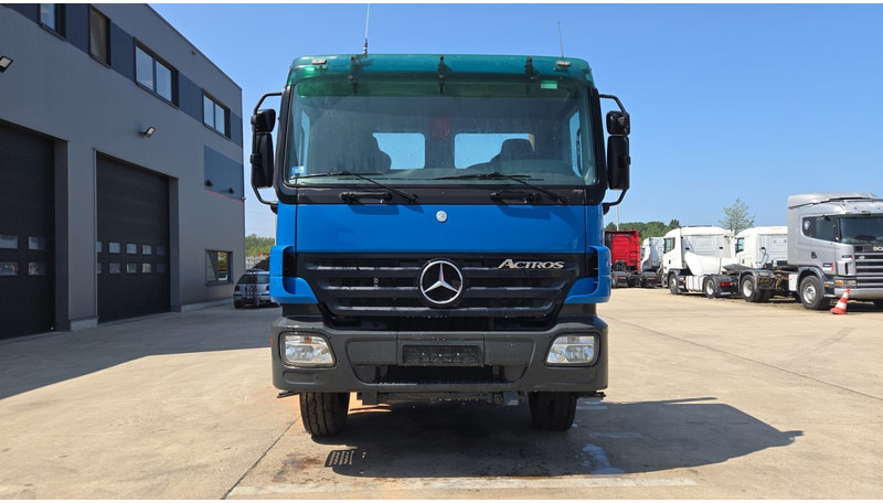 Mercedes-Benz Actros 2636 (MP2 / LAMES / STEEL SUSP. / BOITE MANUELLE / RETARDER !! / TRES PROPRE) - 驾驶室底盘卡车:图2 Mercedes-Benz Actros 2636 (MP2 / LAMES / STEEL SUSP. / BOITE MANUELLE / RETARDER !! / TRES PROPRE) - 驾驶室底盘卡车:图2