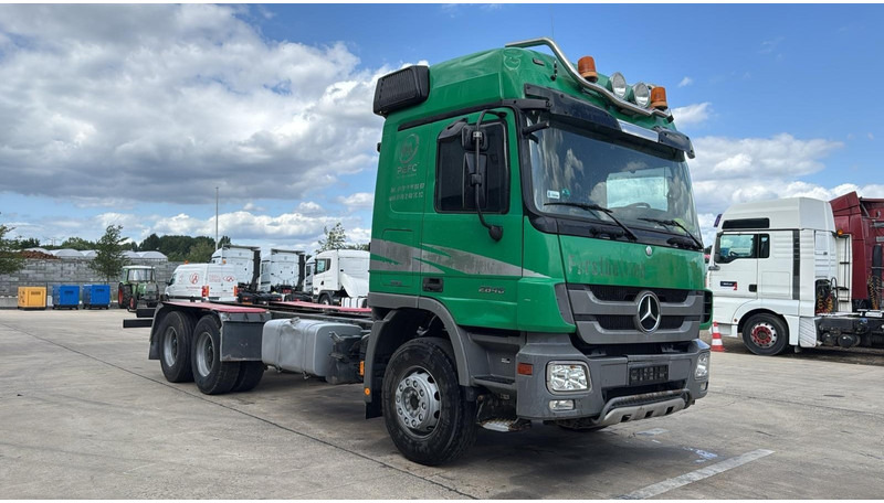 Mercedes-Benz Actros 2646 (LAMES / V6 / GRAND PONT / STEEL SUSP / MP3 / BOITE MANUELLE) - 驾驶室底盘卡车:图2 Mercedes-Benz Actros 2646 (LAMES / V6 / GRAND PONT / STEEL SUSP / MP3 / BOITE MANUELLE) - 驾驶室底盘卡车:图2
