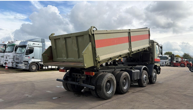 Mercedes-Benz Actros 3235 (EPS / LAMES / GRAND PONT / STEEL SUSP. / 3 PEDALES / MP1) - 翻斗车:图4 Mercedes-Benz Actros 3235 (EPS / LAMES / GRAND PONT / STEEL SUSP. / 3 PEDALES / MP1) - 翻斗车:图4