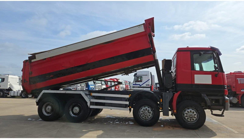 Mercedes-Benz Actros 4148 (8X8 / EPS / LAMES / GRAND PONT / V8 / COUVERTURE BENNE / GRAND BENNE !!!) - 翻斗车:图3 Mercedes-Benz Actros 4148 (8X8 / EPS / LAMES / GRAND PONT / V8 / COUVERTURE BENNE / GRAND BENNE !!!) - 翻斗车:图3