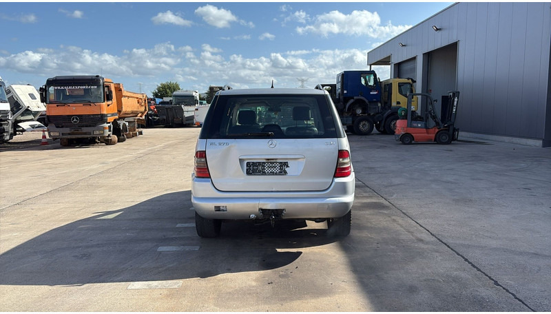 Mercedes-Benz M-Klasse ML 270 CDI - 越野车:图5 Mercedes-Benz M-Klasse ML 270 CDI - 越野车:图5