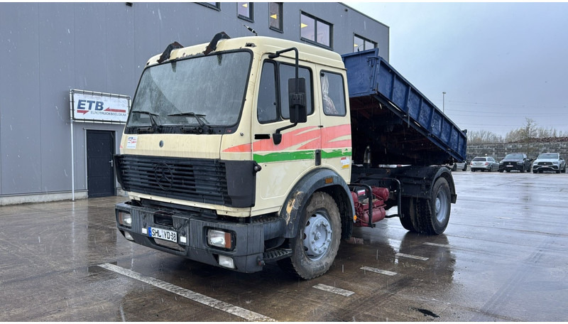 Mercedes-Benz SK 1922 (GRAND PONT / LAMES / V6 / POMPE MECANIQUE) - 翻斗车:图1 Mercedes-Benz SK 1922 (GRAND PONT / LAMES / V6 / POMPE MECANIQUE) - 翻斗车:图1
