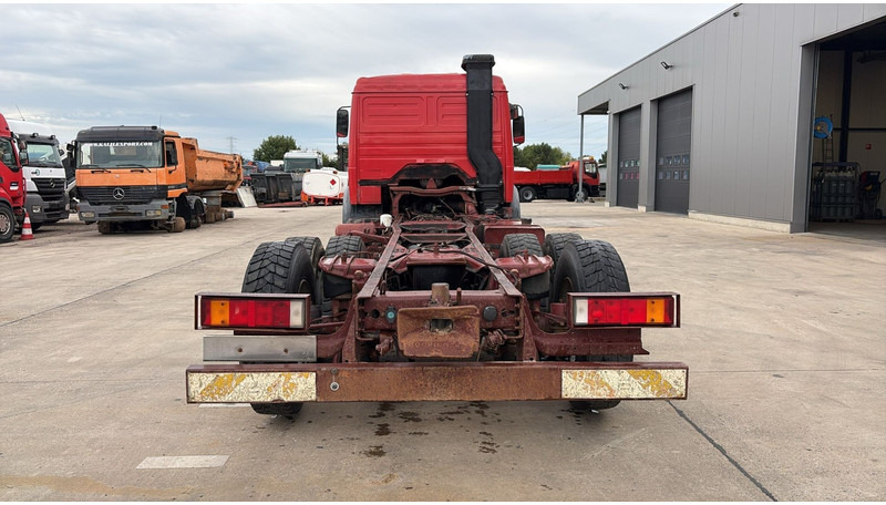 Mercedes-Benz SK 2233 (GRAND PONT / V8 AVEC 2X TURBO / BIG AXLE) - 驾驶室底盘卡车:图5 Mercedes-Benz SK 2233 (GRAND PONT / V8 AVEC 2X TURBO / BIG AXLE) - 驾驶室底盘卡车:图5