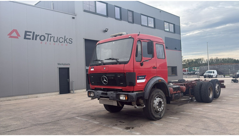 Mercedes-Benz SK 2233 (GRAND PONT / V8 AVEC 2X TURBO / BIG AXLE) - 驾驶室底盘卡车:图1 Mercedes-Benz SK 2233 (GRAND PONT / V8 AVEC 2X TURBO / BIG AXLE) - 驾驶室底盘卡车:图1