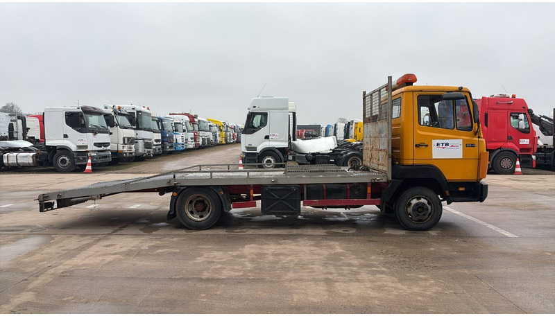 Mercedes-Benz SK 814 (6 CYLINDRES / POMPE MANUELLE / LAMES / DEPANNAGE) - 自动转运卡车:图4 Mercedes-Benz SK 814 (6 CYLINDRES / POMPE MANUELLE / LAMES / DEPANNAGE) - 自动转运卡车:图4