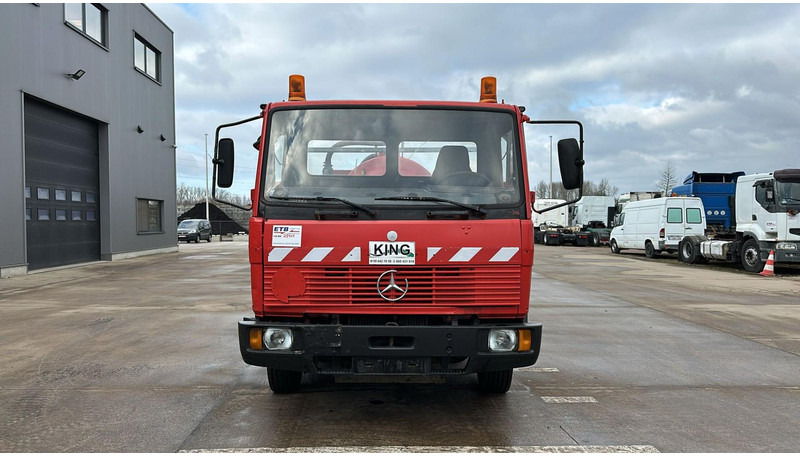 Mercedes-Benz SK 814 (VIDANGEUR / VACUUM / AUXILAIRY / SPER / STEEL SUSP. / LAMES) - 真空车:图2 Mercedes-Benz SK 814 (VIDANGEUR / VACUUM / AUXILAIRY / SPER / STEEL SUSP. / LAMES) - 真空车:图2