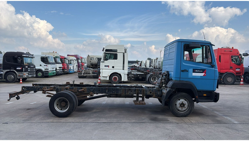 Mercedes-Benz SK 914 (EURO 2 / CHASSIS) - 驾驶室底盘卡车:图4 Mercedes-Benz SK 914 (EURO 2 / CHASSIS) - 驾驶室底盘卡车:图4