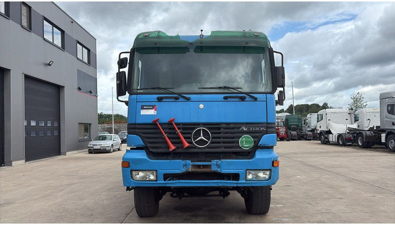 Mercedes-Benz actros 3340 (6X6 / BOITE MANUELLE /MANUAL GEARBOX / 3 PONTS / V6 / MP1) - 翻斗车:图2 Mercedes-Benz actros 3340 (6X6 / BOITE MANUELLE /MANUAL GEARBOX / 3 PONTS / V6 / MP1) - 翻斗车:图2
