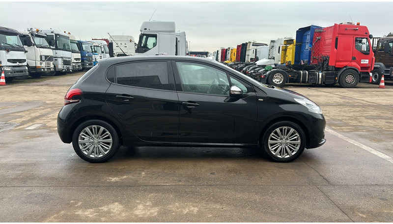 Peugeot 208 (BELGIAN CAR / AIRCO / 5 DOORS / PETROL) - 汽车:图4 Peugeot 208 (BELGIAN CAR / AIRCO / 5 DOORS / PETROL) - 汽车:图4