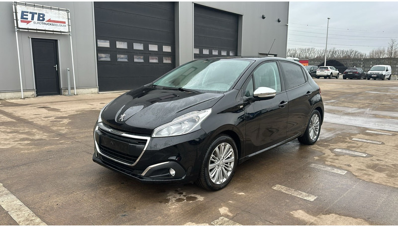 Peugeot 208 (BELGIAN CAR / AIRCO / 5 DOORS / PETROL) - 汽车:图1 Peugeot 208 (BELGIAN CAR / AIRCO / 5 DOORS / PETROL) - 汽车:图1
