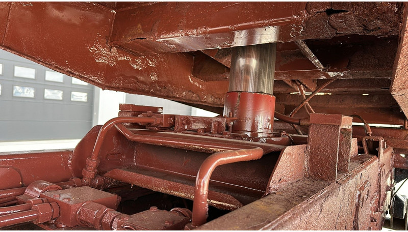Renault Kerax 385 (POMPE MANUELLE / MANUAL PUMP / 6X4 / LAMES / GRAND PONT) 租赁 Renault Kerax 385 (POMPE MANUELLE / MANUAL PUMP / 6X4 / LAMES / GRAND PONT)：图12