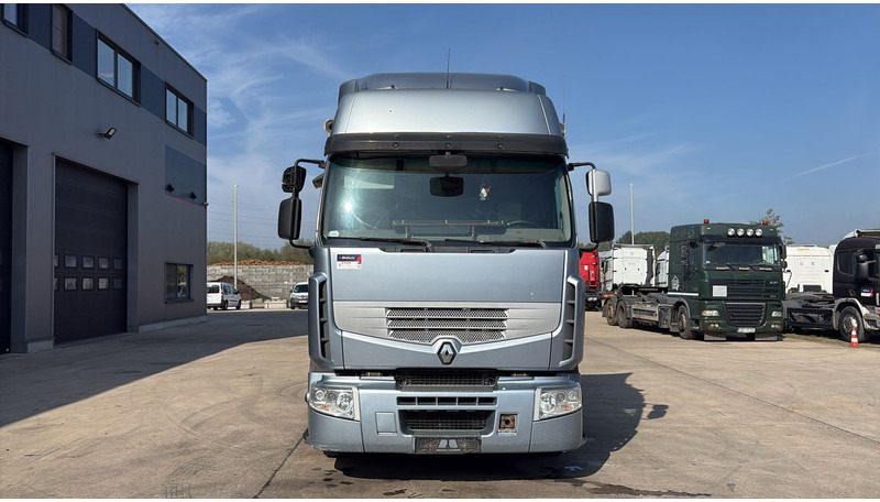 Renault Premium 450 DXI (BOITE MANUELLE / MANUAL GEARBOX) - 牵引车:图3 Renault Premium 450 DXI (BOITE MANUELLE / MANUAL GEARBOX) - 牵引车:图3