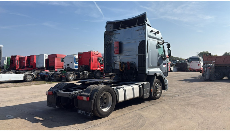 Renault Premium 450 DXI (BOITE MANUELLE / MANUAL GEARBOX) - 牵引车:图4 Renault Premium 450 DXI (BOITE MANUELLE / MANUAL GEARBOX) - 牵引车:图4