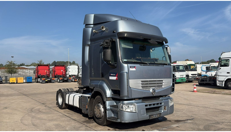 Renault Premium 450 DXI (BOITE MANUELLE / MANUAL GEARBOX) - 牵引车:图2 Renault Premium 450 DXI (BOITE MANUELLE / MANUAL GEARBOX) - 牵引车:图2