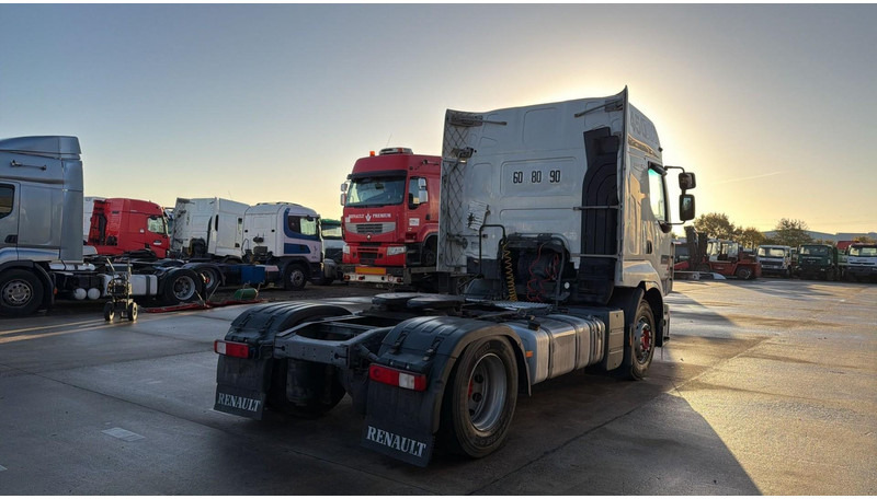 Renault Premium 450 (MANUAL GEARBOX / BOITE MANUELLE) - 牵引车:图4 Renault Premium 450 (MANUAL GEARBOX / BOITE MANUELLE) - 牵引车:图4