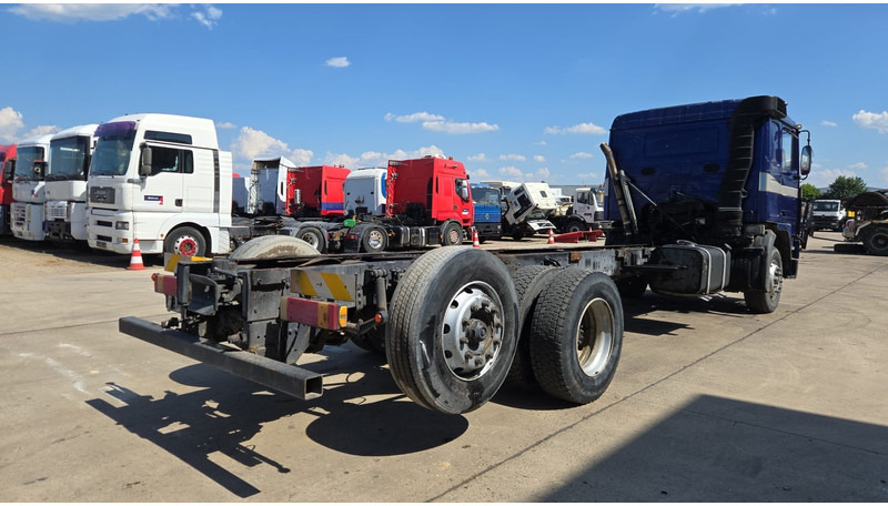 Volvo F 12 - 360 (FULL STEEL SUSPENSION / MANUAL PUMP / SUSP. LAMES / 6X2) - 驾驶室底盘卡车:图5 Volvo F 12 - 360 (FULL STEEL SUSPENSION / MANUAL PUMP / SUSP. LAMES / 6X2) - 驾驶室底盘卡车:图5