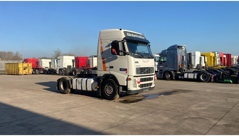 Volvo FH 12.420 (PTO / POMPE HYDRAULIQUE / BOITE MANUELLE / MANUAL GEARBOX) - 牵引车:图4 Volvo FH 12.420 (PTO / POMPE HYDRAULIQUE / BOITE MANUELLE / MANUAL GEARBOX) - 牵引车:图4