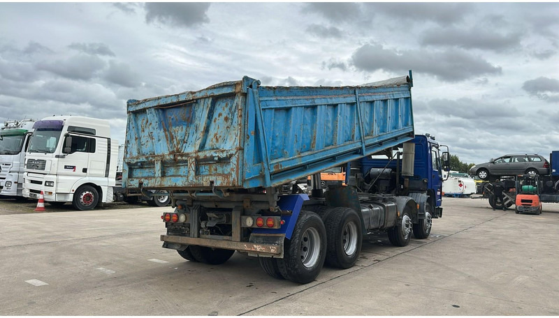 Volvo FL 12.380 (8X4 /STEEL SUSP. / BOITE MANUELLE / MANUAL GEARBOX) - 翻斗车:图4 Volvo FL 12.380 (8X4 /STEEL SUSP. / BOITE MANUELLE / MANUAL GEARBOX) - 翻斗车:图4