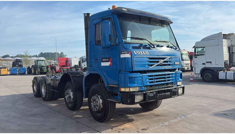 Volvo FM 12 - 380 (TRES PROPRE / GRAND PONT / LAMES / BIG HUB / BOITE MANUELLE / GOOD CONDITION) - 驾驶室底盘卡车:图4 Volvo FM 12 - 380 (TRES PROPRE / GRAND PONT / LAMES / BIG HUB / BOITE MANUELLE / GOOD CONDITION) - 驾驶室底盘卡车:图4