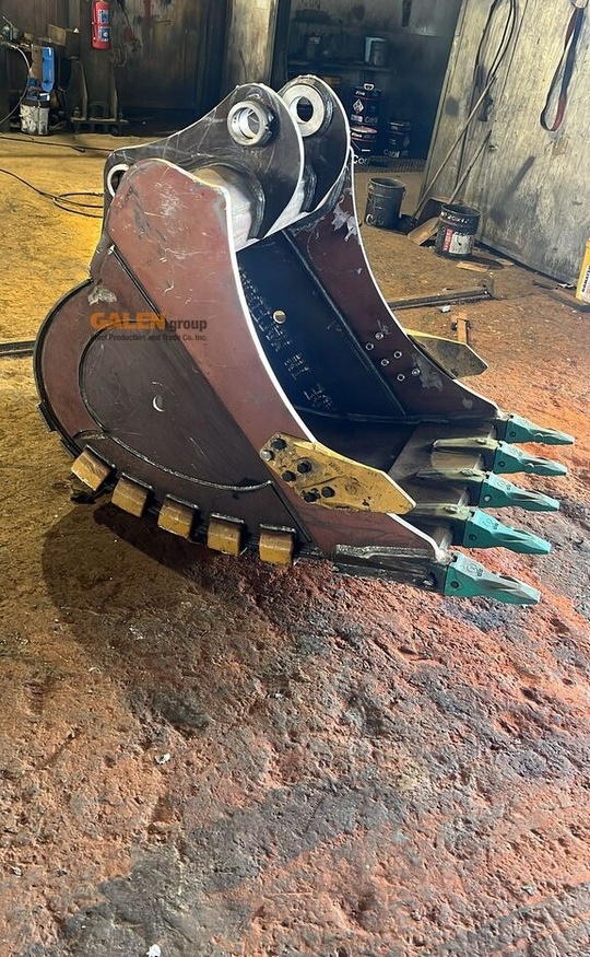 Hyundai HX225 Heavy Duty Bucket - 挖掘机铲斗:图3 Hyundai HX225 Heavy Duty Bucket - 挖掘机铲斗:图3