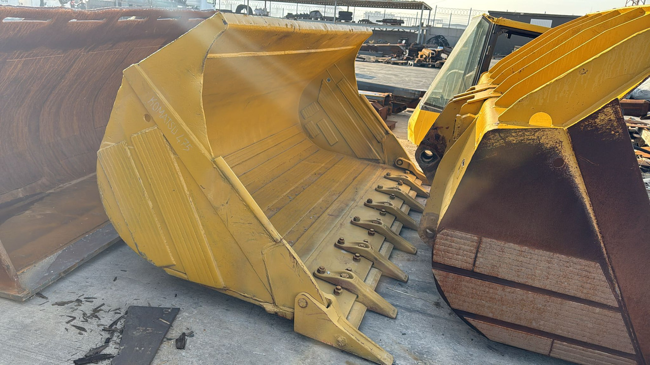 KOMATSU WA475 General Purpose Bucket - 装载机铲斗:图1 KOMATSU WA475 General Purpose Bucket - 装载机铲斗:图1