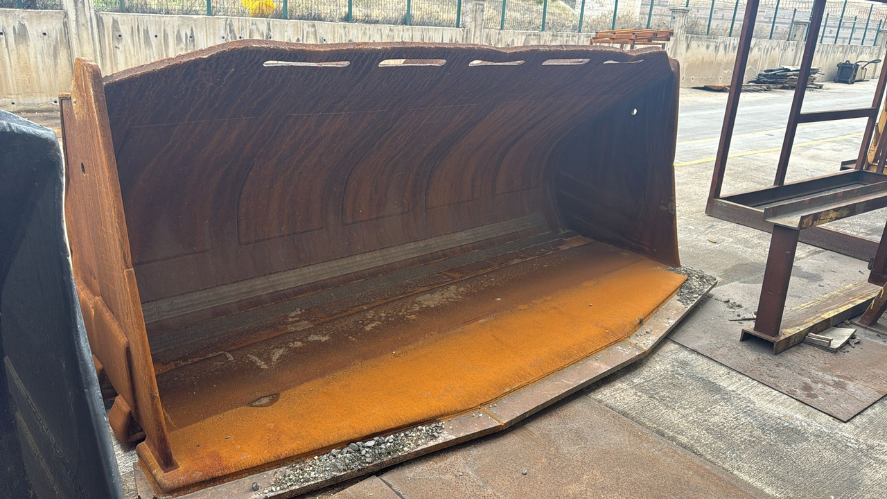 KOMATSU WA500 Loading Bucket - 装载机铲斗:图1 KOMATSU WA500 Loading Bucket - 装载机铲斗:图1