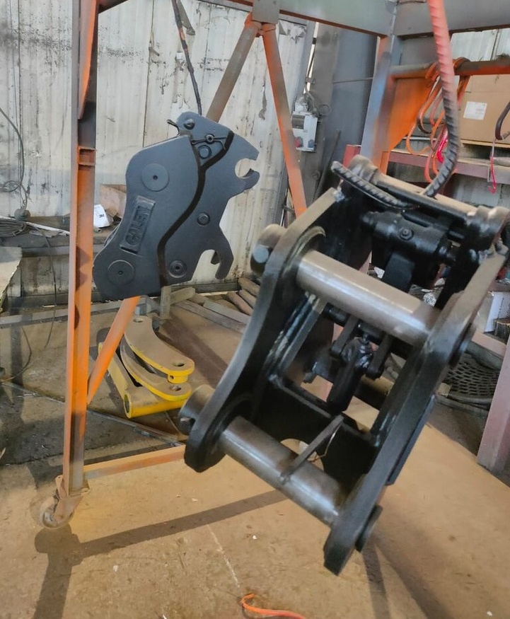 Sany SY35 - 快速耦合器 适用于 挖掘机:图3 Sany SY35 - 快速耦合器 适用于 挖掘机:图3