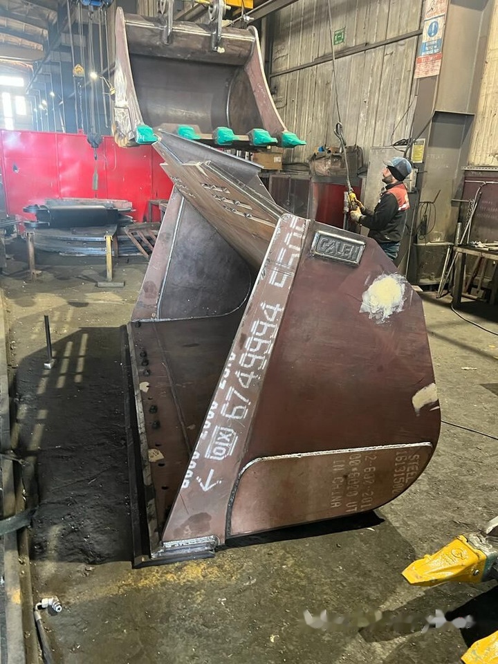 Volvo L180 General Purpose Bucket - 装载机铲斗:图2 Volvo L180 General Purpose Bucket - 装载机铲斗:图2