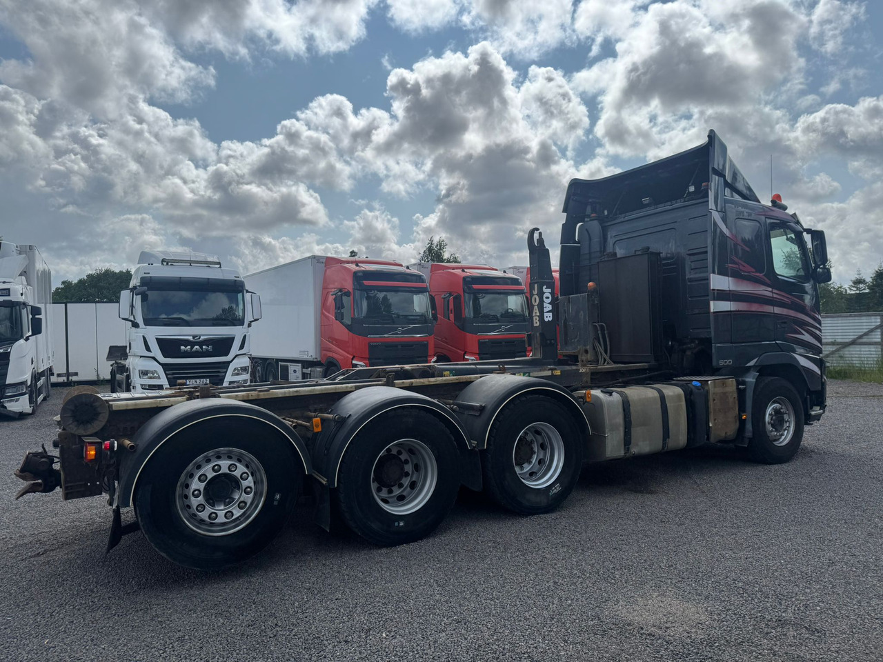 Volvo FH540 - 吊钩升降车:图4 Volvo FH540 - 吊钩升降车:图4