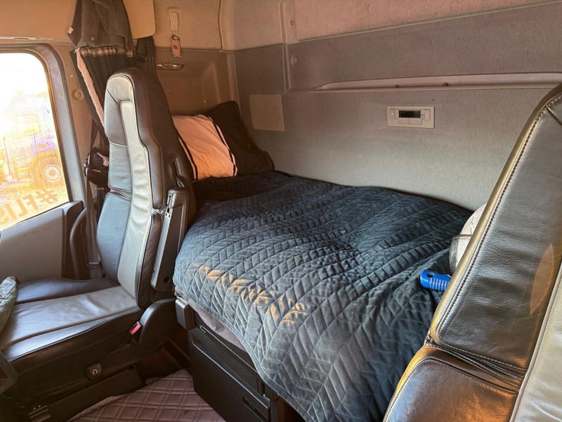 Volvo FH540 - 驾驶室底盘卡车:图4 Volvo FH540 - 驾驶室底盘卡车:图4