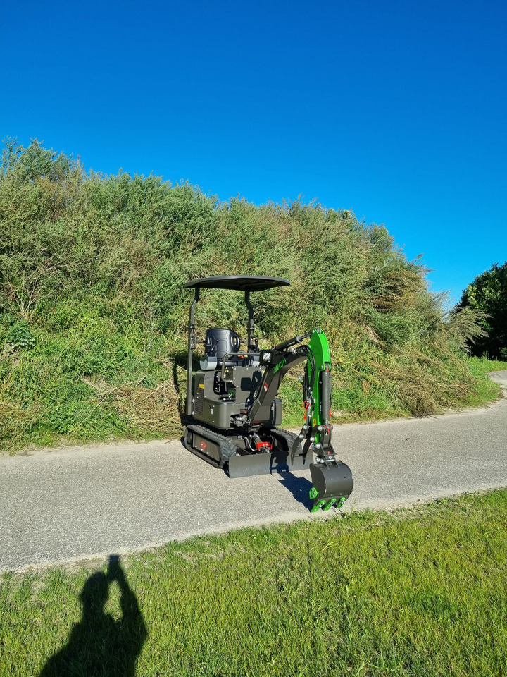 WCM CTX 8010S Pro Diesel - 小型挖掘机:图5 WCM CTX 8010S Pro Diesel - 小型挖掘机:图5