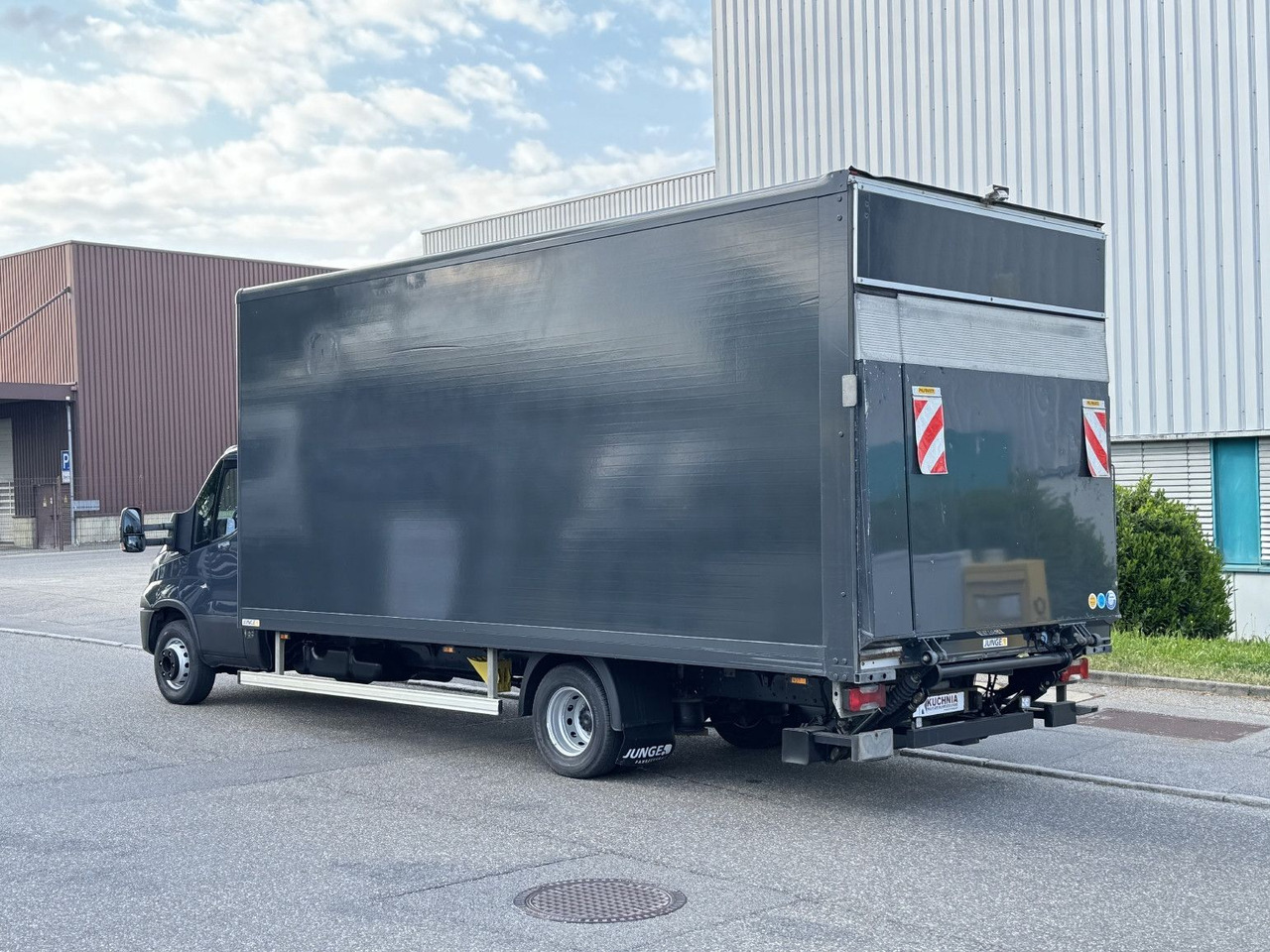 Iveco Daily 72c180 Hi-Matic Koffer LBW Luftgef. Klima - 厢式货车:图5 Iveco Daily 72c180 Hi-Matic Koffer LBW Luftgef. Klima - 厢式货车:图5