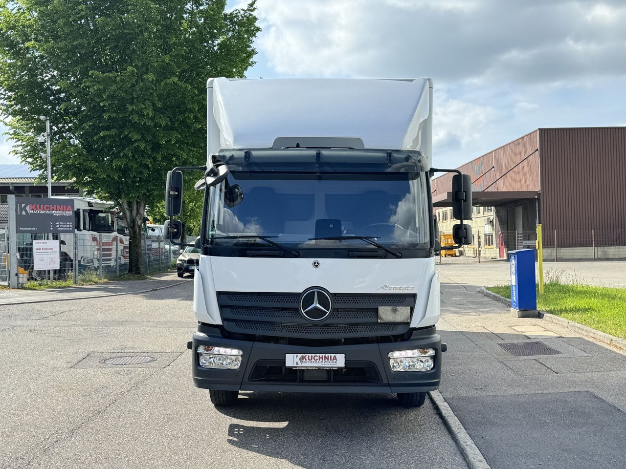 Mercedes-Benz Atego 1221 L Koffer 6,1m LBW AHK Klima TOP - 厢式卡车:图2 Mercedes-Benz Atego 1221 L Koffer 6,1m LBW AHK Klima TOP - 厢式卡车:图2