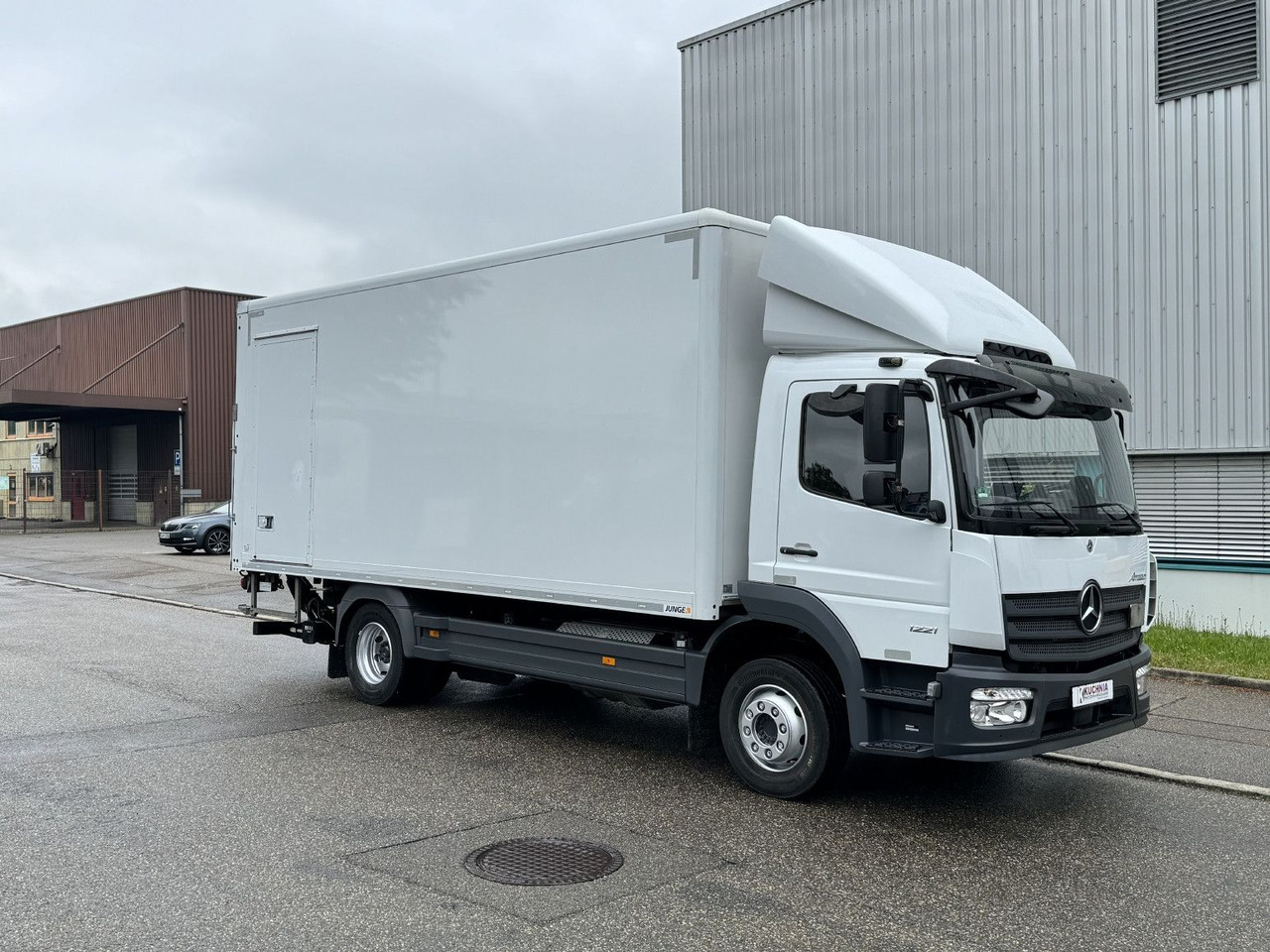 Mercedes-Benz Atego 1221 L Koffer 6,1m LBW AHK Klima TOP - 厢式卡车:图1 Mercedes-Benz Atego 1221 L Koffer 6,1m LBW AHK Klima TOP - 厢式卡车:图1