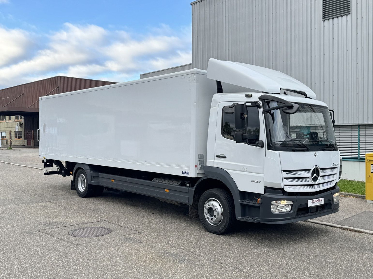 Mercedes-Benz Atego 1227L Koffer 8m LBW Klima Diff. Sperre - 厢式卡车:图3 Mercedes-Benz Atego 1227L Koffer 8m LBW Klima Diff. Sperre - 厢式卡车:图3