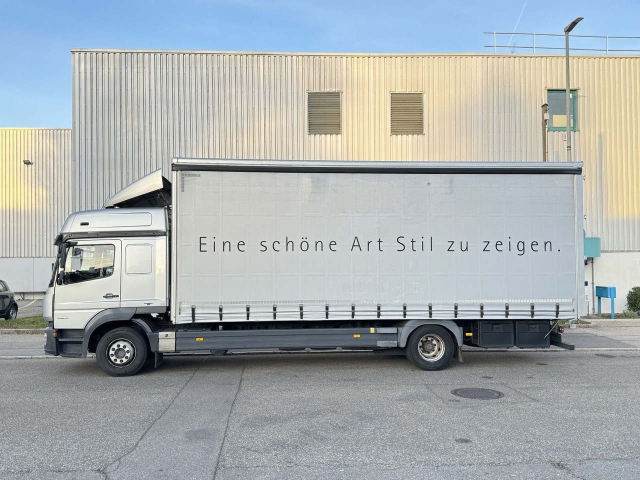 Mercedes-Benz Atego 1524 Alu-Koffer Schiebeplane Gr.Haus ATM - 厢式卡车:图4 Mercedes-Benz Atego 1524 Alu-Koffer Schiebeplane Gr.Haus ATM - 厢式卡车:图4