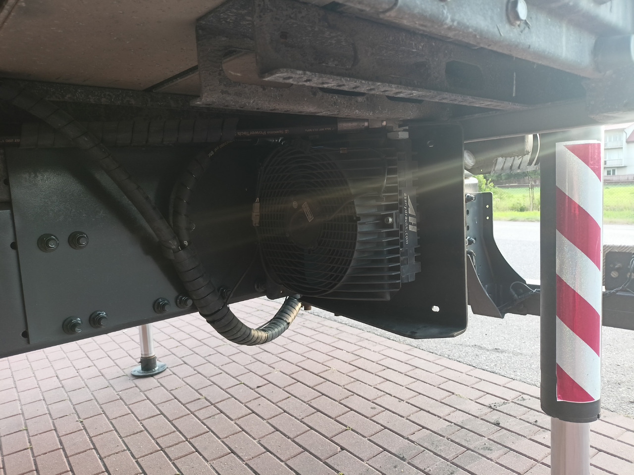 MERCEDES-BENZ Atego 1524 - 起重车:图5 MERCEDES-BENZ Atego 1524 - 起重车:图5