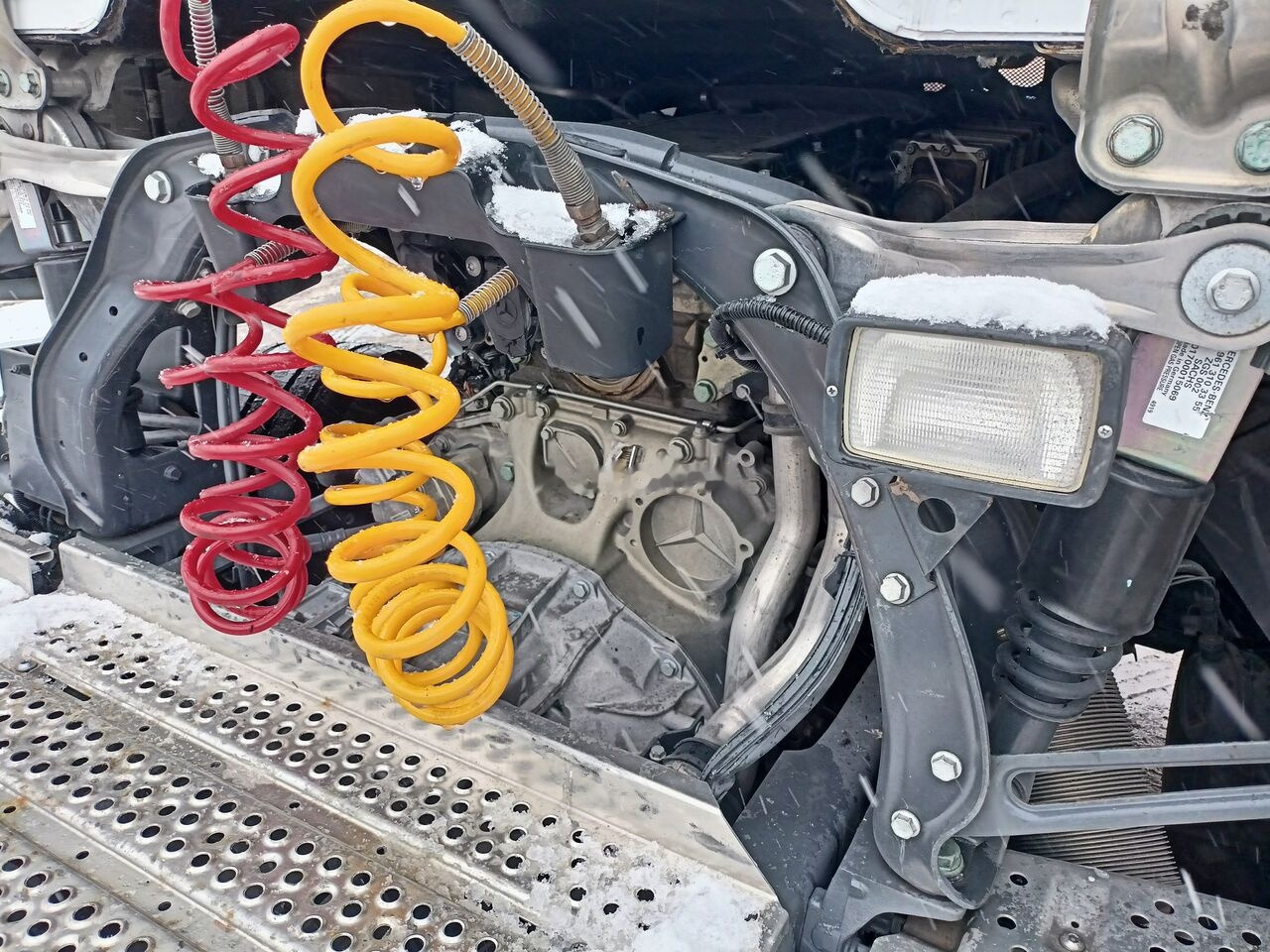 牵引车 Mercedes-Benz Actros 2551:图14 牵引车 Mercedes-Benz Actros 2551:图14