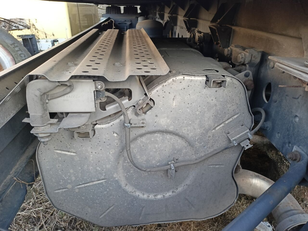 Mercedes-Benz Atego 1527,1530 A00649050   Mercedes-Benz 1524,1527,1530 - 催化转化器 适用于 卡车:图4 Mercedes-Benz Atego 1527,1530 A00649050   Mercedes-Benz 1524,1527,1530 - 催化转化器 适用于 卡车:图4