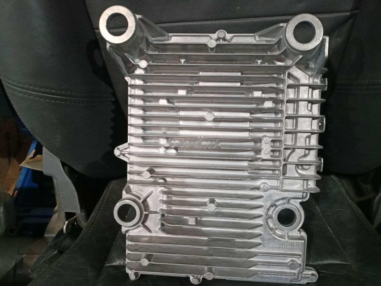Sterownik skrzyni Man 2424754 G5 MAX MAN GRS 905R 2424754 G5 MAX truck - 传动装置 适用于 卡车:图4 Sterownik skrzyni Man 2424754 G5 MAX MAN GRS 905R 2424754 G5 MAX truck - 传动装置 适用于 卡车:图4