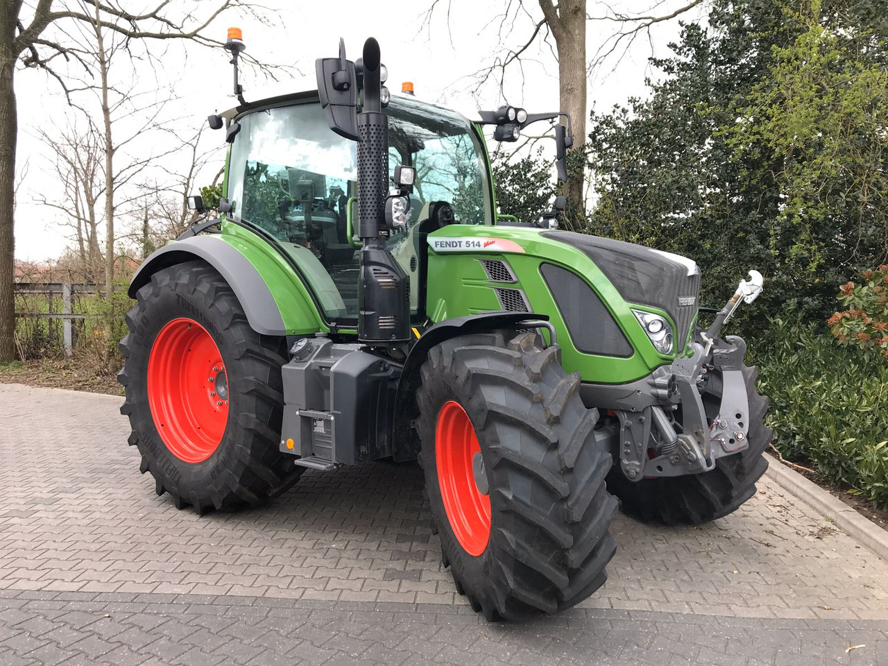 FENDT 514 Vario S4 ProfiPlus - 拖拉机:图3 FENDT 514 Vario S4 ProfiPlus - 拖拉机:图3