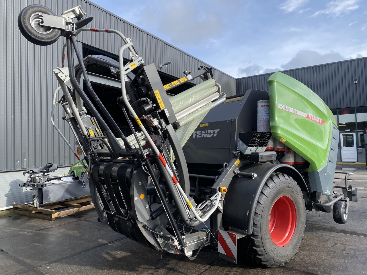 FENDT Rotana 130F Combi - 包膜机:图4 FENDT Rotana 130F Combi - 包膜机:图4