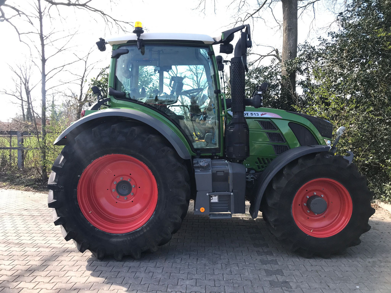 Fendt 513 Vario S4 PowerPlus - 拖拉机:图2 Fendt 513 Vario S4 PowerPlus - 拖拉机:图2