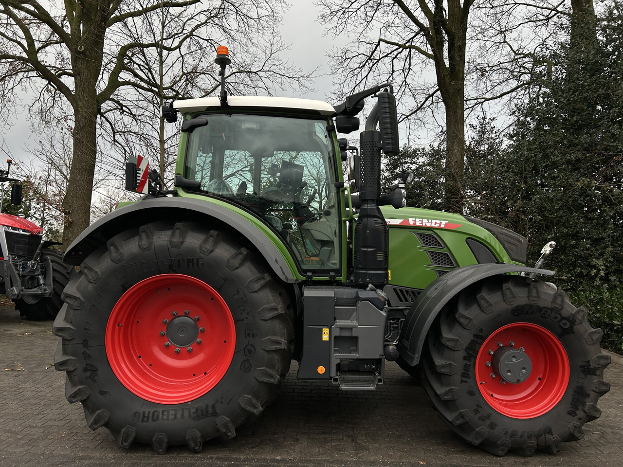 Fendt 724 Vario Gen6 ProfiPlus setting 2 - 拖拉机:图4 Fendt 724 Vario Gen6 ProfiPlus setting 2 - 拖拉机:图4