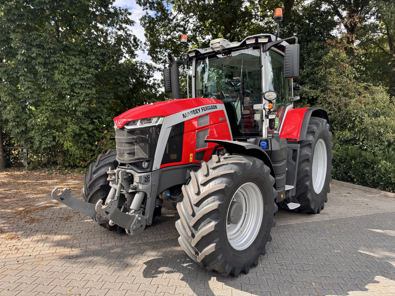 MASSEY FERGUSON 8s.205 Dyna7 Exclusive - 拖拉机:图1 MASSEY FERGUSON 8s.205 Dyna7 Exclusive - 拖拉机:图1