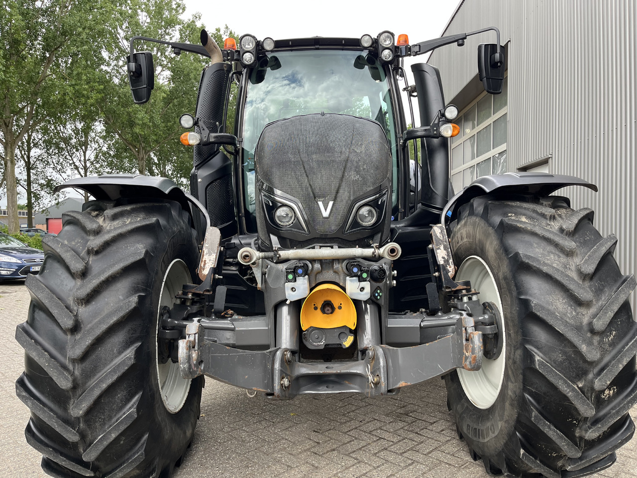 VALTRA N174 Active - 拖拉机:图3 VALTRA N174 Active - 拖拉机:图3