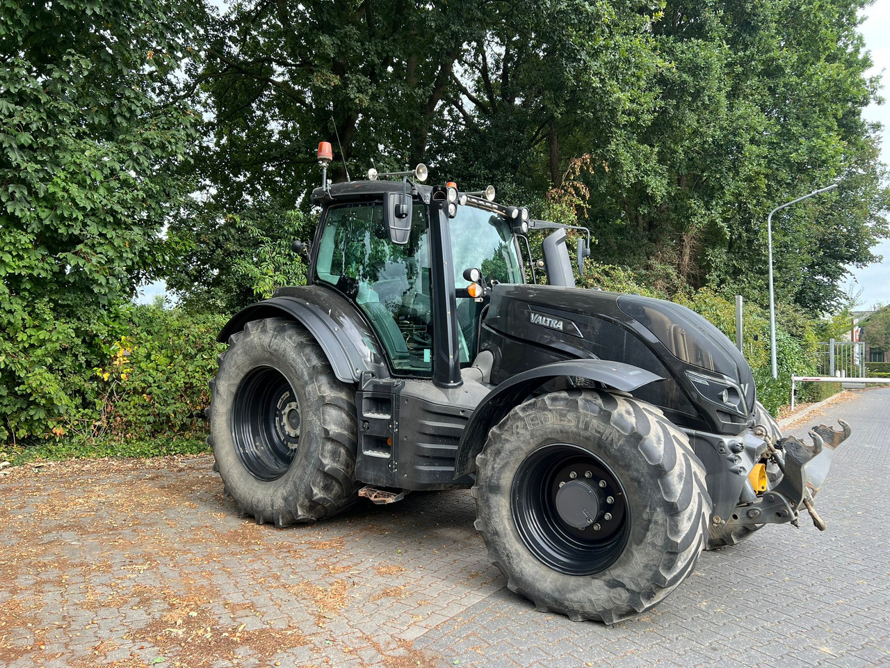 VALTRA T174 Versu - 拖拉机:图3 VALTRA T174 Versu - 拖拉机:图3